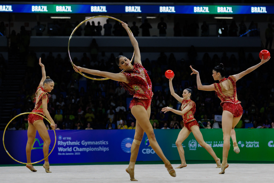 AAA, 新华社发 AAA, 新华社发