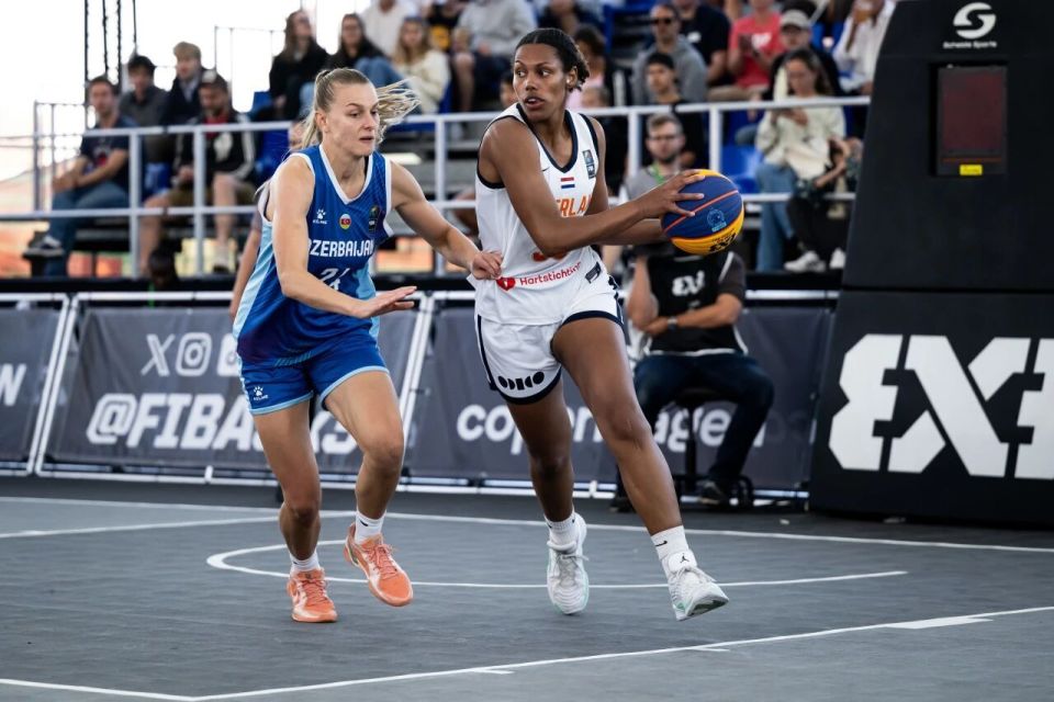 进攻, Hr, 连续两次错