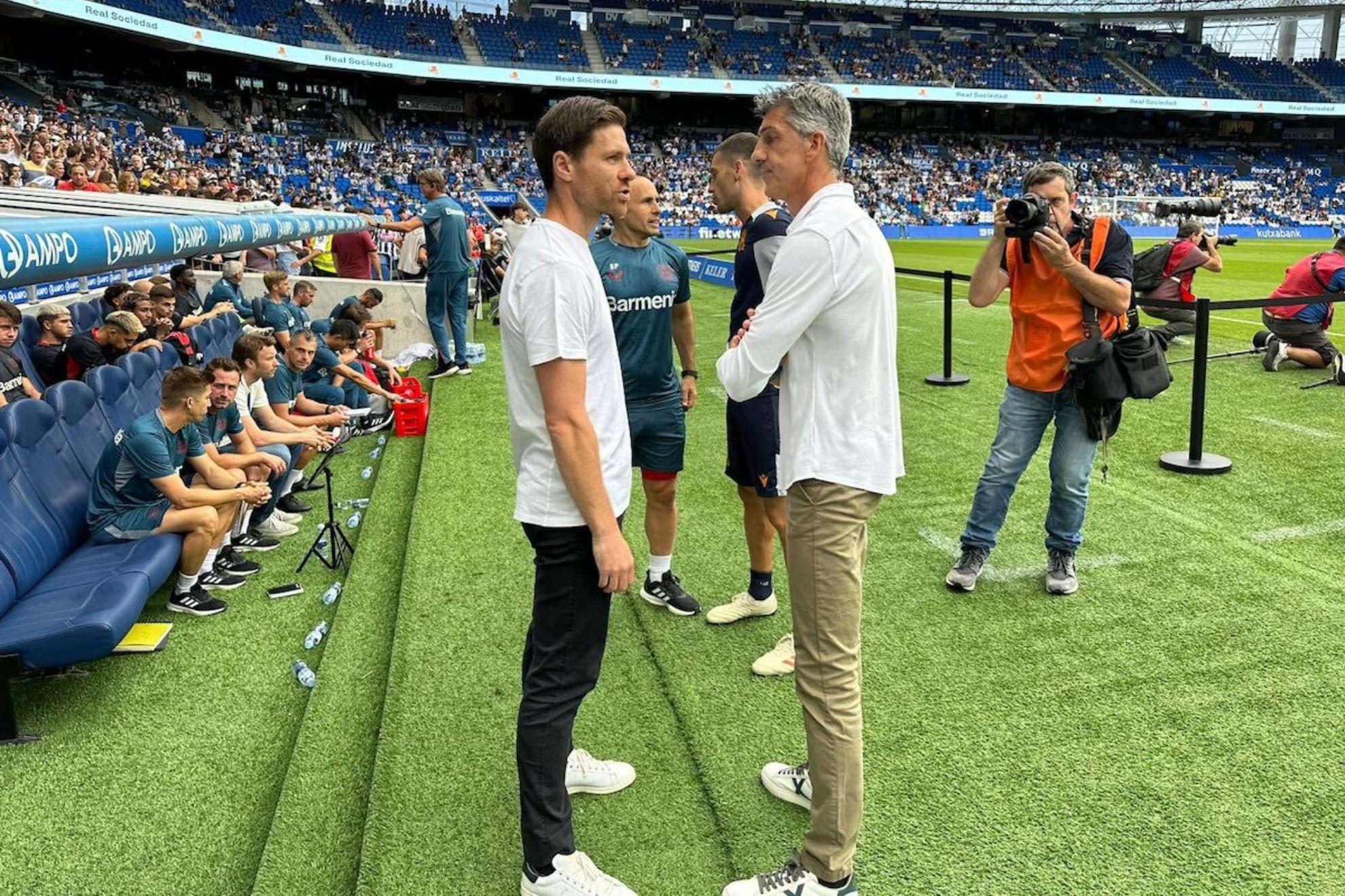 所展现的精, 但阿尔瓜西 所展现的精, 但阿尔瓜西