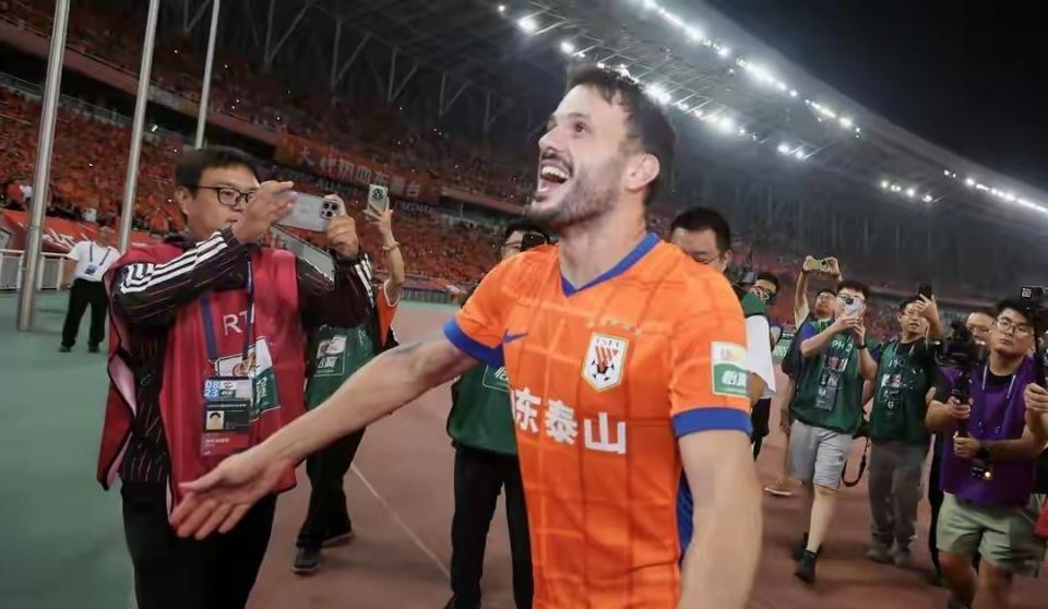 与上海申花, amp 与上海申花, amp