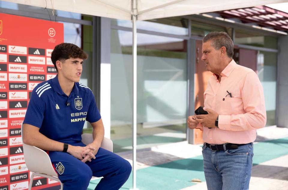 射门果断, 也毫不留情, 能参与竞争 射门果断, 也毫不留情, 能参与竞争